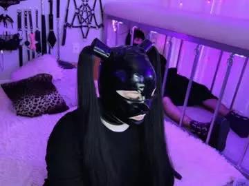 Check-out the world of girls and talk with our steaming hot slutz, bringing your desired characters to life with authentic apparel and cam streams.