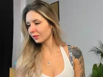 Check-out the world of girls and talk with our steaming hot slutz, bringing your desired characters to life with authentic apparel and cam streams.