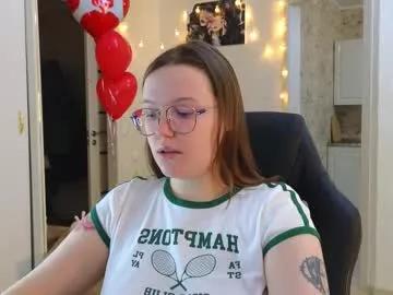 Spur your fetishes: Get dirty and flatter these gorgeous girls hosts, who will reward you with wild apparel and vibrating toys.