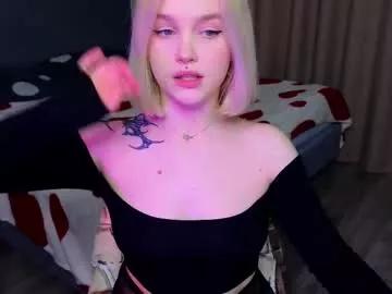 Check-out the world of girls and talk with our steaming hot slutz, bringing your desired characters to life with authentic apparel and cam streams.