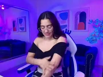 Check-out the world of girls and talk with our steaming hot slutz, bringing your desired characters to life with authentic apparel and cam streams.