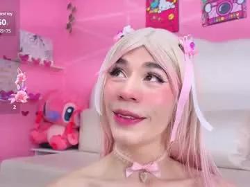 Check-out the world of girls and talk with our steaming hot slutz, bringing your desired characters to life with authentic apparel and cam streams.