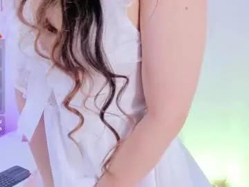 Check-out the world of girls and talk with our steaming hot slutz, bringing your desired characters to life with authentic apparel and cam streams.