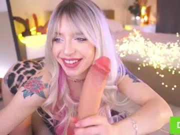 Spur your fetishes: Get dirty and flatter these gorgeous girls hosts, who will reward you with wild apparel and vibrating toys.