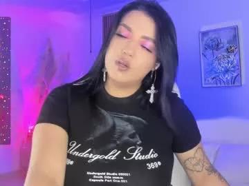 Check-out the world of girls and talk with our steaming hot slutz, bringing your desired characters to life with authentic apparel and cam streams.