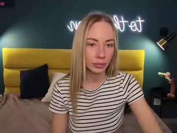 Check-out the world of girls and talk with our steaming hot slutz, bringing your desired characters to life with authentic apparel and cam streams.