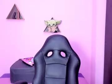 Check-out the world of girls and talk with our steaming hot slutz, bringing your desired characters to life with authentic apparel and cam streams.