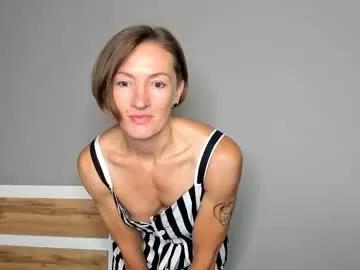 Spur your fetishes: Get dirty and flatter these gorgeous girls hosts, who will reward you with wild apparel and vibrating toys.