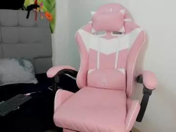 Check-out the world of girls and talk with our steaming hot slutz, bringing your desired characters to life with authentic apparel and cam streams.