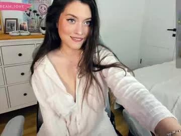 Check-out the world of girls and talk with our steaming hot slutz, bringing your desired characters to life with authentic apparel and cam streams.