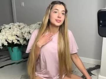 Check-out the world of girls and talk with our steaming hot slutz, bringing your desired characters to life with authentic apparel and cam streams.