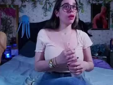 Check-out the world of girls and talk with our steaming hot slutz, bringing your desired characters to life with authentic apparel and cam streams.