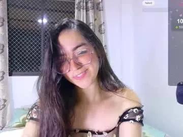 emi_roberts from Chaturbate is Freechat