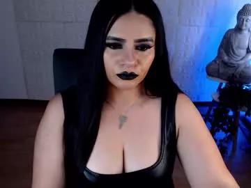 Check-out the world of girls and talk with our steaming hot slutz, bringing your desired characters to life with authentic apparel and cam streams.