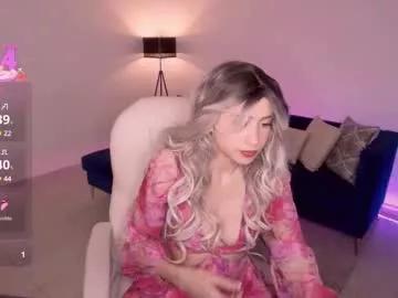 Check-out the world of girls and talk with our steaming hot slutz, bringing your desired characters to life with authentic apparel and cam streams.