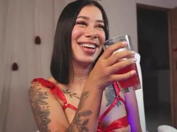 Check-out the world of girls and talk with our steaming hot slutz, bringing your desired characters to life with authentic apparel and cam streams.