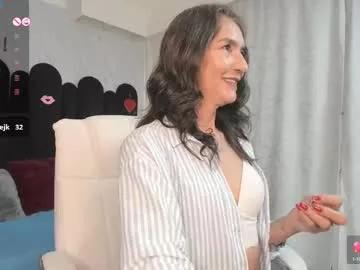 Check-out the world of girls and talk with our steaming hot slutz, bringing your desired characters to life with authentic apparel and cam streams.