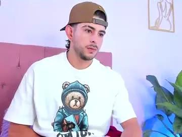 Check-out the world of girls and talk with our steaming hot slutz, bringing your desired characters to life with authentic apparel and cam streams.
