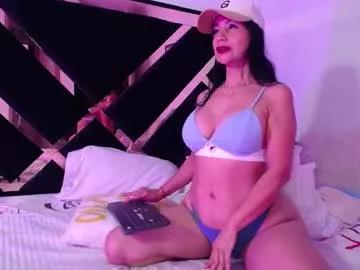Check-out the world of girls and talk with our steaming hot slutz, bringing your desired characters to life with authentic apparel and cam streams.