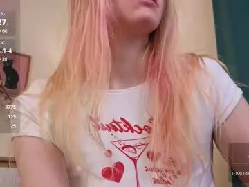 Check-out the world of girls and talk with our steaming hot slutz, bringing your desired characters to life with authentic apparel and cam streams.