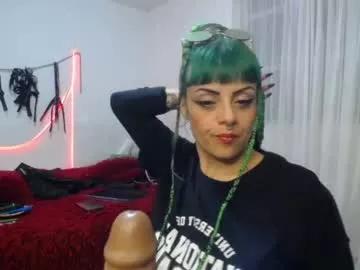 Check-out the world of girls and talk with our steaming hot slutz, bringing your desired characters to life with authentic apparel and cam streams.