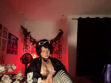Check-out the world of girls and talk with our steaming hot slutz, bringing your desired characters to life with authentic apparel and cam streams.
