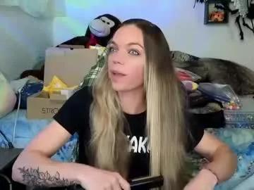 Check-out the world of girls and talk with our steaming hot slutz, bringing your desired characters to life with authentic apparel and cam streams.