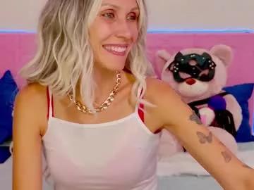 Check-out the world of girls and talk with our steaming hot slutz, bringing your desired characters to life with authentic apparel and cam streams.