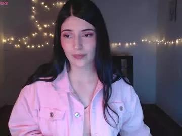 Check-out the world of girls and talk with our steaming hot slutz, bringing your desired characters to life with authentic apparel and cam streams.