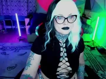 Check-out the world of girls and talk with our steaming hot slutz, bringing your desired characters to life with authentic apparel and cam streams.