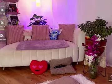 Check-out the world of girls and talk with our steaming hot slutz, bringing your desired characters to life with authentic apparel and cam streams.