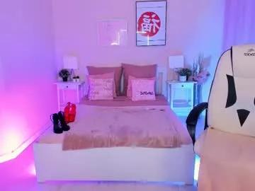 Check-out the world of girls and talk with our steaming hot slutz, bringing your desired characters to life with authentic apparel and cam streams.