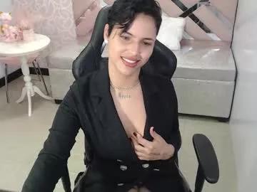 Check-out the world of girls and talk with our steaming hot slutz, bringing your desired characters to life with authentic apparel and cam streams.
