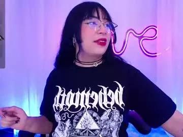 Check-out the world of girls and talk with our steaming hot slutz, bringing your desired characters to life with authentic apparel and cam streams.
