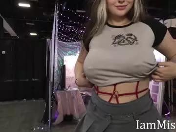 Check-out the world of girls and talk with our steaming hot slutz, bringing your desired characters to life with authentic apparel and cam streams.
