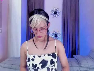 Check-out the world of girls and talk with our steaming hot slutz, bringing your desired characters to life with authentic apparel and cam streams.