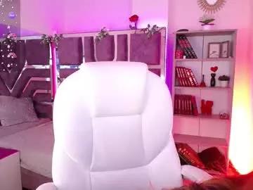 Check-out the world of girls and talk with our steaming hot slutz, bringing your desired characters to life with authentic apparel and cam streams.