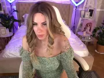 Check-out the world of girls and talk with our steaming hot slutz, bringing your desired characters to life with authentic apparel and cam streams.