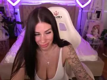 Check-out the world of girls and talk with our steaming hot slutz, bringing your desired characters to life with authentic apparel and cam streams.