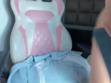 Check-out the world of girls and talk with our steaming hot slutz, bringing your desired characters to life with authentic apparel and cam streams.