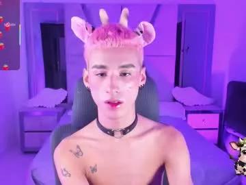 Check-out the world of girls and talk with our steaming hot slutz, bringing your desired characters to life with authentic apparel and cam streams.