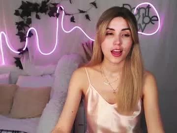 Check-out the world of girls and talk with our steaming hot slutz, bringing your desired characters to life with authentic apparel and cam streams.
