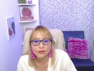 Check-out the world of girls and talk with our steaming hot slutz, bringing your desired characters to life with authentic apparel and cam streams.