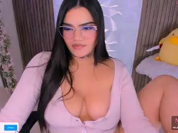 Check-out the world of girls and talk with our steaming hot slutz, bringing your desired characters to life with authentic apparel and cam streams.