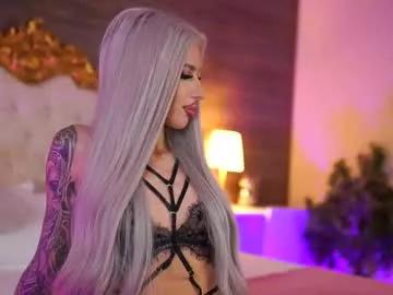 Check-out the world of girls and talk with our steaming hot slutz, bringing your desired characters to life with authentic apparel and cam streams.