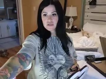 Check-out the world of girls and talk with our steaming hot slutz, bringing your desired characters to life with authentic apparel and cam streams.