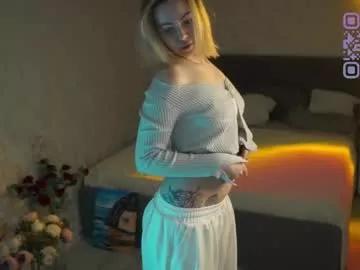 Check-out the world of girls and talk with our steaming hot slutz, bringing your desired characters to life with authentic apparel and cam streams.