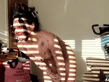 Spur your fetishes: Get dirty and flatter these gorgeous girls hosts, who will reward you with wild apparel and vibrating toys.