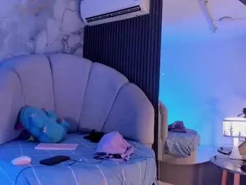 Check-out the world of girls and talk with our steaming hot slutz, bringing your desired characters to life with authentic apparel and cam streams.