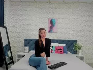 Check-out the world of girls and talk with our steaming hot slutz, bringing your desired characters to life with authentic apparel and cam streams.